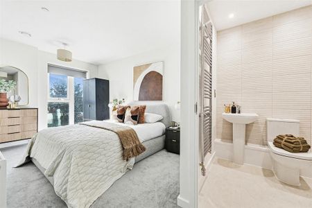 3 bedroom apartment to rent - Photo 3