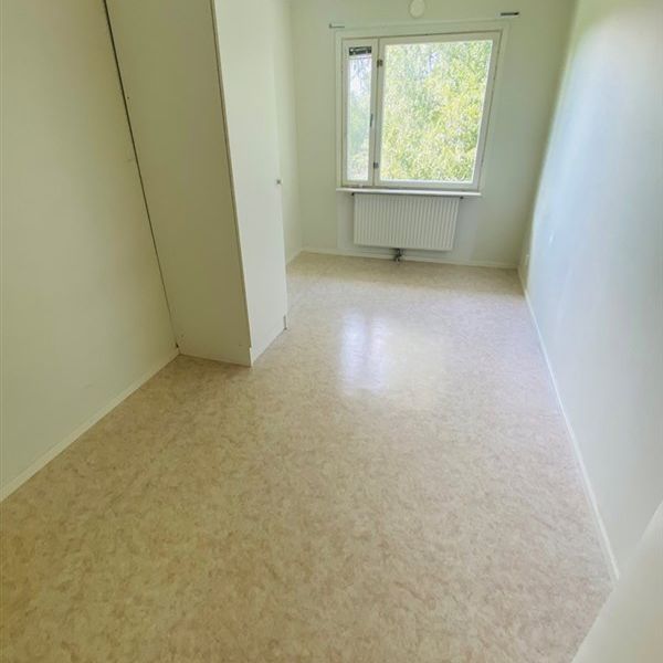 Karlslättsv 3 C - Photo 1