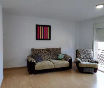 Piso de alquiler en Calle Vista Alegre, 50, San Francisco - Chorillo - Photo 2