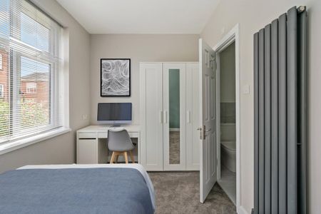 1 bedroom in a house share to rent - Photo 4