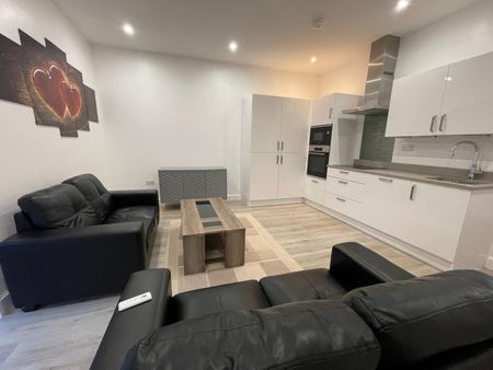 2 Bed Flat, Ash Tree Apartments, LS9 - Photo 3