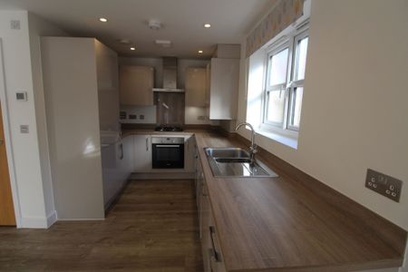 Centenary Way, Chorley House Centenary Way, RH16 - Photo 4