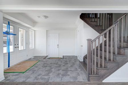 For Lease - 440 Remembrance Road, Brampton, Ontario - Photo 5