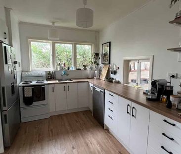 Cosy 2BR Home in Greerton - Photo 3