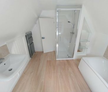 2 bedroom flat to rent - Photo 6