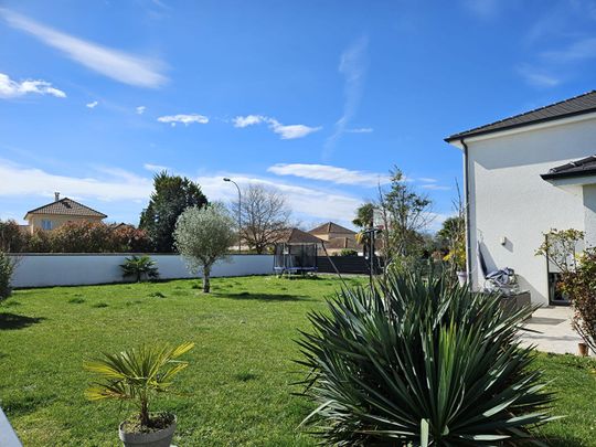 HAUT d'IDRON, 5mn Est de PAU, VILLA BBC 2018 type 6 sur 800m² de terrain, - Photo 1