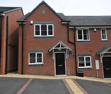 2 bedroom semi-detached house to rent - Photo 4