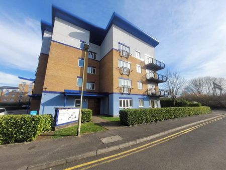 2 bedroom flat to rent - Photo 2