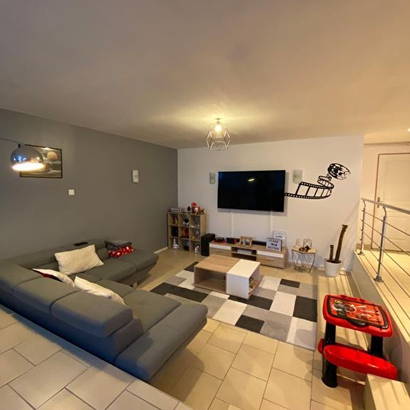 Maison 4 pièces à Vitry-sur-Orne - Photo 1