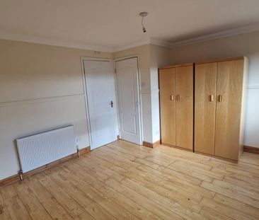 4 bedroom terraced house to rent - Photo 2