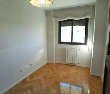 Piso de alquiler en Calle Gómez Tejedor, Norte - Photo 3