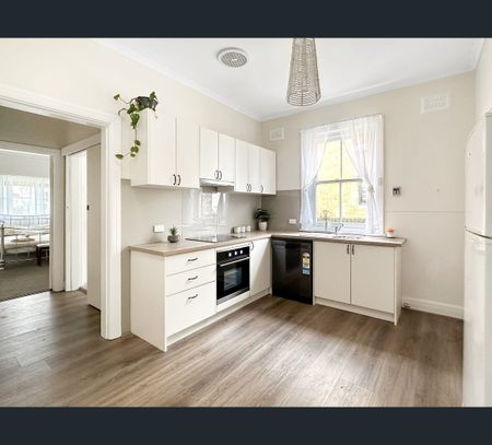 28 Victoria St, Goulburn, NSW 2580 - Photo 4