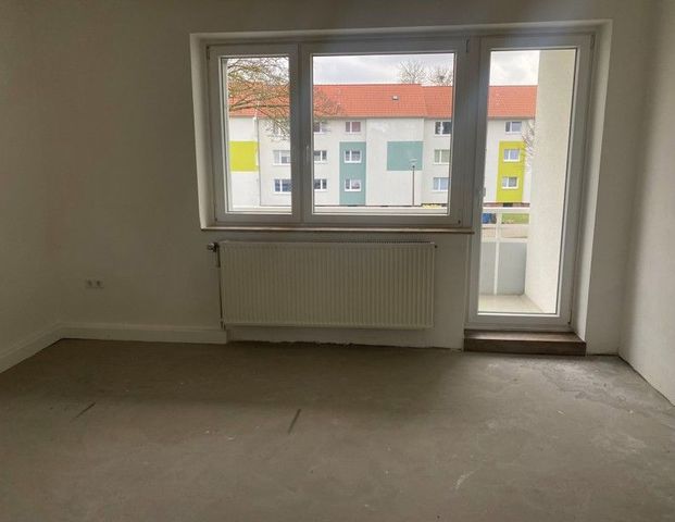 Helle 2-Zimmer-Wohnung mit Balkon - Foto 1