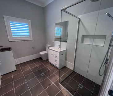 Home For Rent - Photo 6