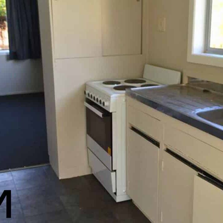 Charming 2BR Flat in Bell Block - Photo 1