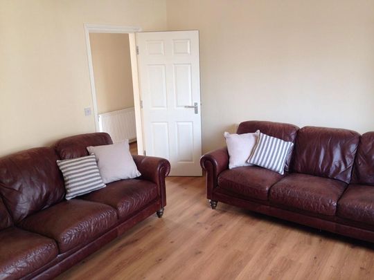 1 bedroom in a house share to rent - Photo 1