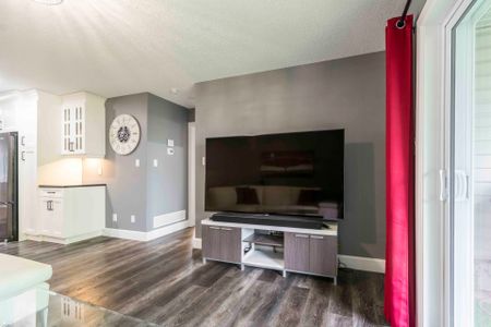 For Lease - 72 GORDON Street, Belleville, Ontario - Photo 4