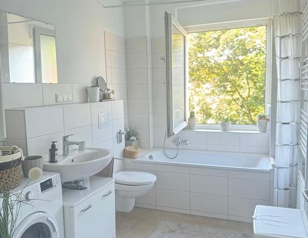 Moderne 2 - Zimmer Wohnung, voll möbiliert - Nachmieter ab 01.03. - Photo 1