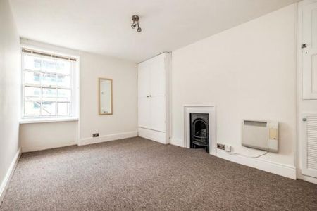 2 bedroom apartment to rent Warwick Street, Worthing, BN11 - Photo 3