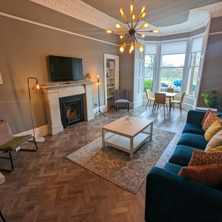 2 bedroom flat to rent - Photo 1