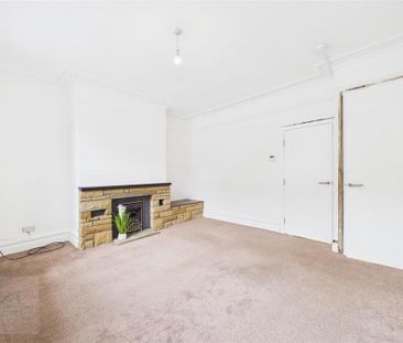 4 bedroom end of terrace house to rent - Photo 3