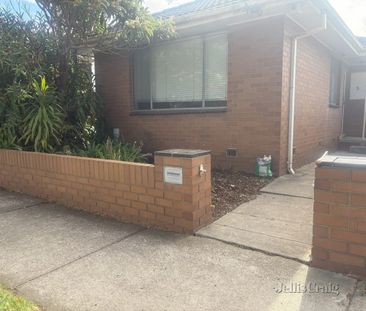 2 Laverton Street, Williamstown - Photo 4