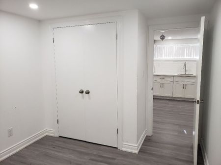 For Lease - 182 Acton Avenue, Toronto, Ontario - Photo 5