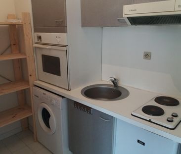 Location Appartement 1 pièce 30m² BORDEAUX 33000 - Photo 4