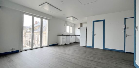 Location Appartement 3 pièces 59m² BRESSUIRE 79300 - Photo 2