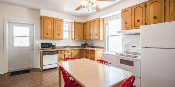 Immeuble - 317-327 Mont-Plaisant Grand 5 ½ - Secteur Cégep - Photo 3