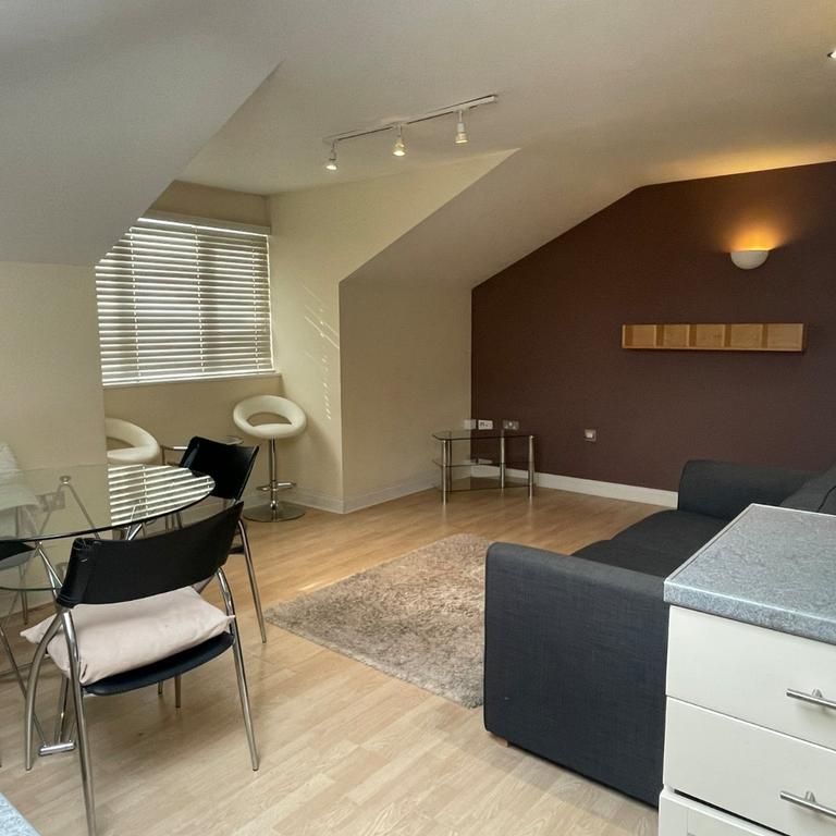 2 bedroom flat to rent - Photo 1