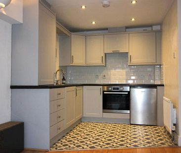 10 Lesley Plaza, Belfast BT9 6JN - Photo 4