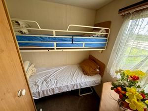 Monthly Rental Of £650pcm inclusive of Drainage and Council Tax but exclusive of all other services - Photo 4