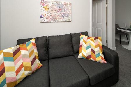1 bedroom flat to rent - Photo 2