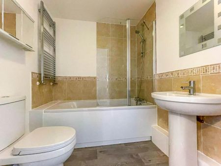 2 bedroom apartment to rent - Photo 5