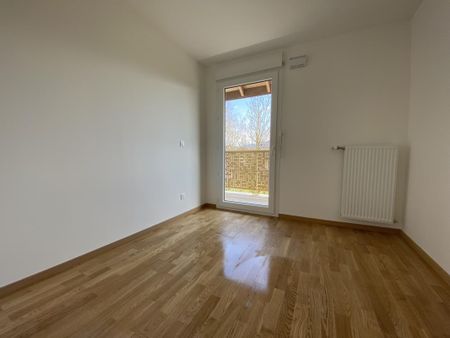 Location Appartement 3 pièces 67m² POISY 74330 - Photo 3