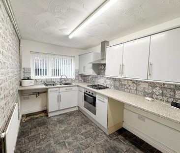 2 bedroom end of terrace house to rent - Photo 6