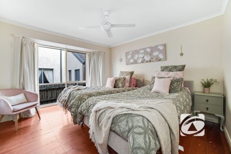 TIMELESS CHARM - Photo 5