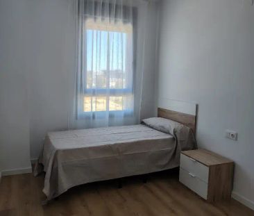 Piso de alquiler en Calle Jose Mejias Salguero, 1, Entrenúcleos - Photo 4