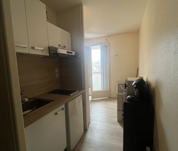 PAU TRIANON Charmant T1 avec balcon et parkin - Photo 4