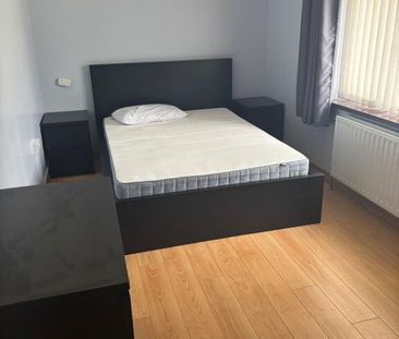 ROOMS TO RENT, 17 Alfred Street, - Utilities Included. Derry/London... - Photo 3