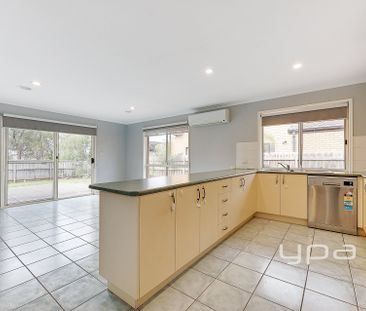 Perfect Family Home! - Photo 5