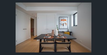 Modern apartment within the NEUE development - Photo 2