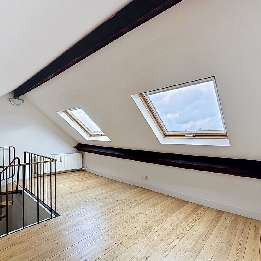 Penthouse - for rent - Photo 1