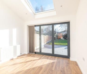 3 bedroom semi-detached house to rent - Photo 1