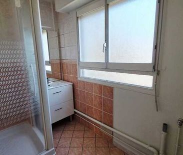 Location Appartement 5 pièces 96m² ORLEANS 45100 - Photo 6