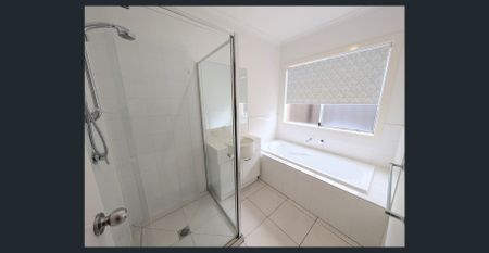 A Stunning Home in Highlands Estate - Photo 5