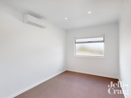 15A Hoffmans Road, Essendon West - Photo 3