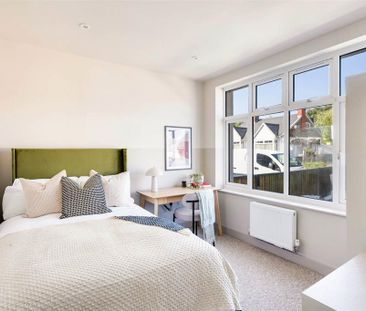 8 bedroom semi-detached house to rent - Photo 5