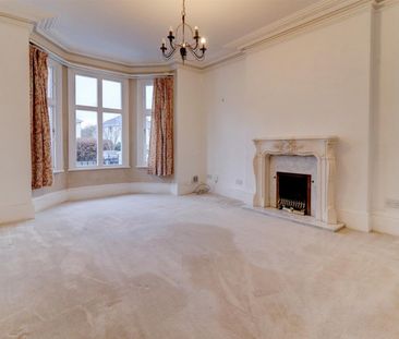 5 BED House To rent - Photo 1